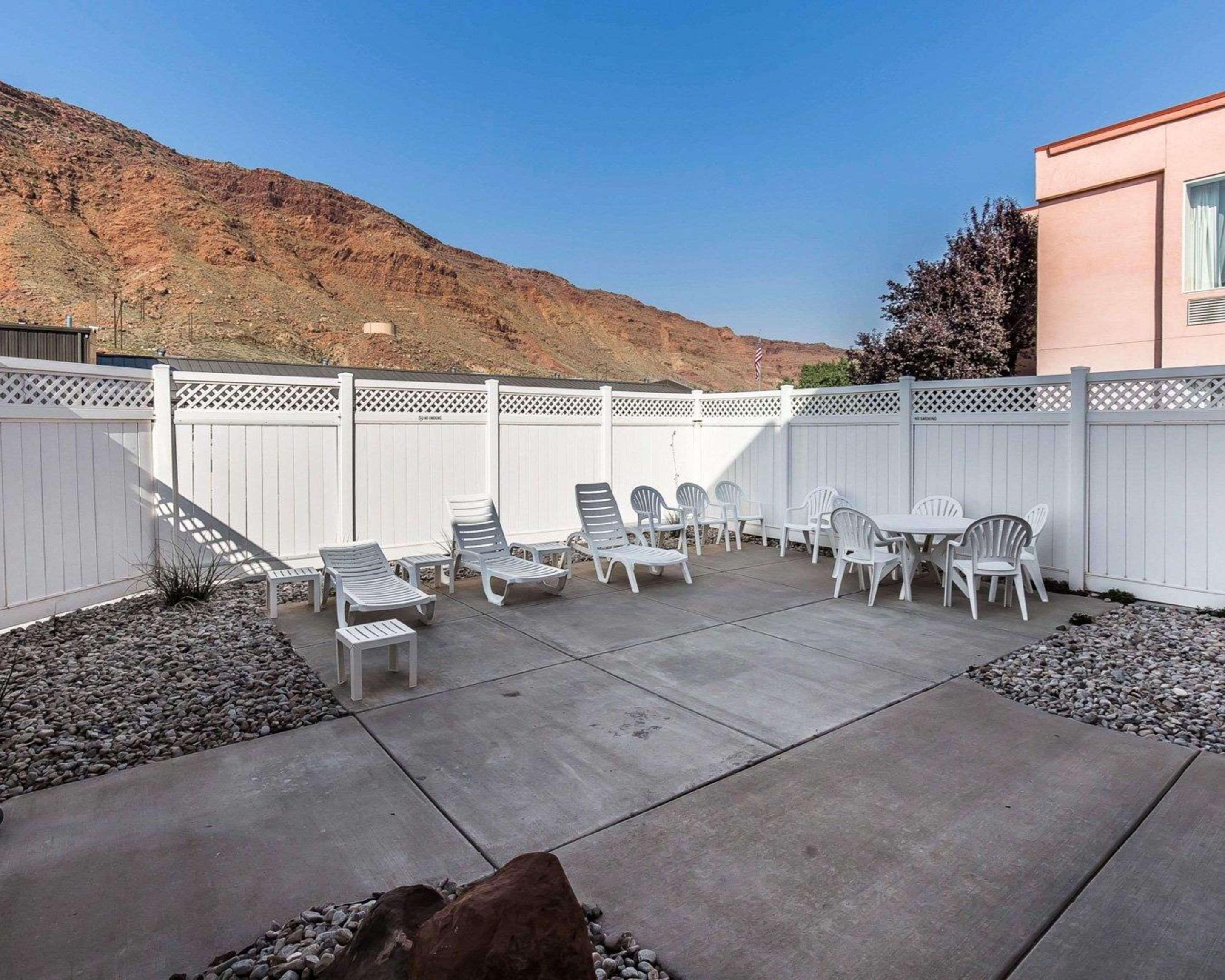 Quality Suites Moab Near Arches National Park Экстерьер фото