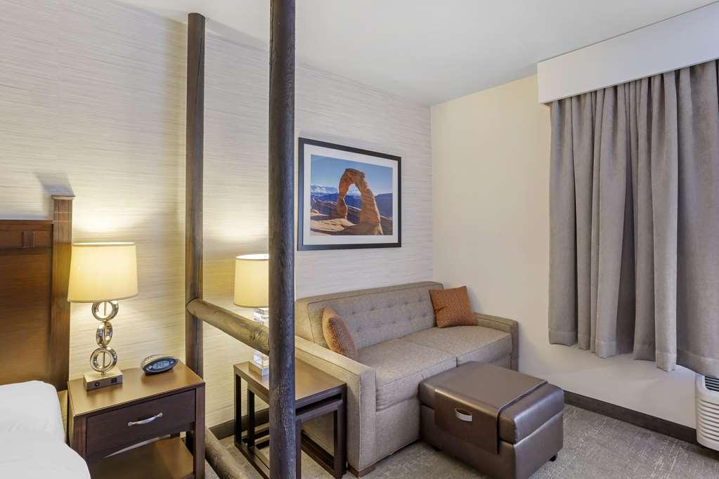 Quality Suites Moab Near Arches National Park Номер фото