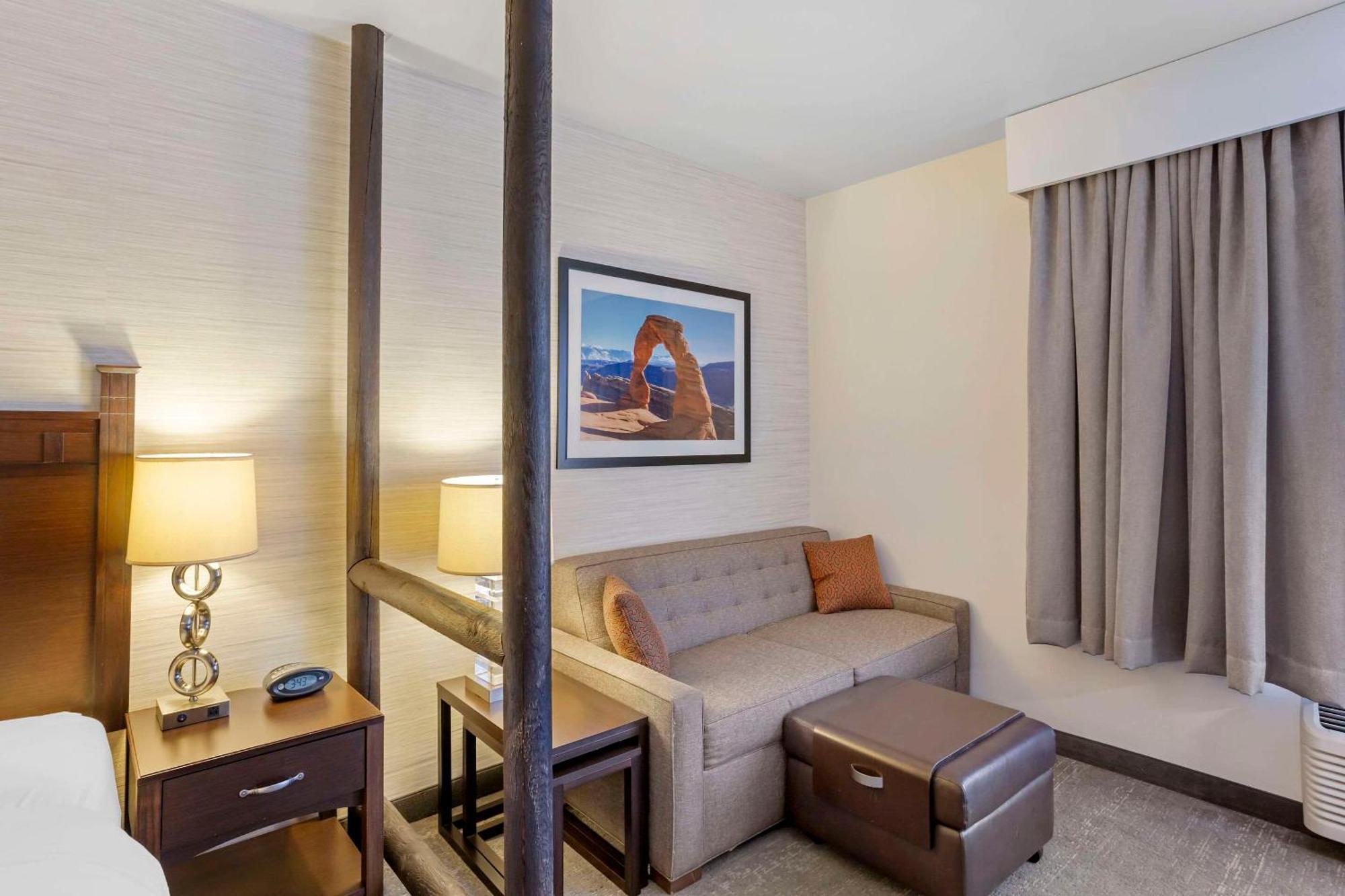 Quality Suites Moab Near Arches National Park Экстерьер фото