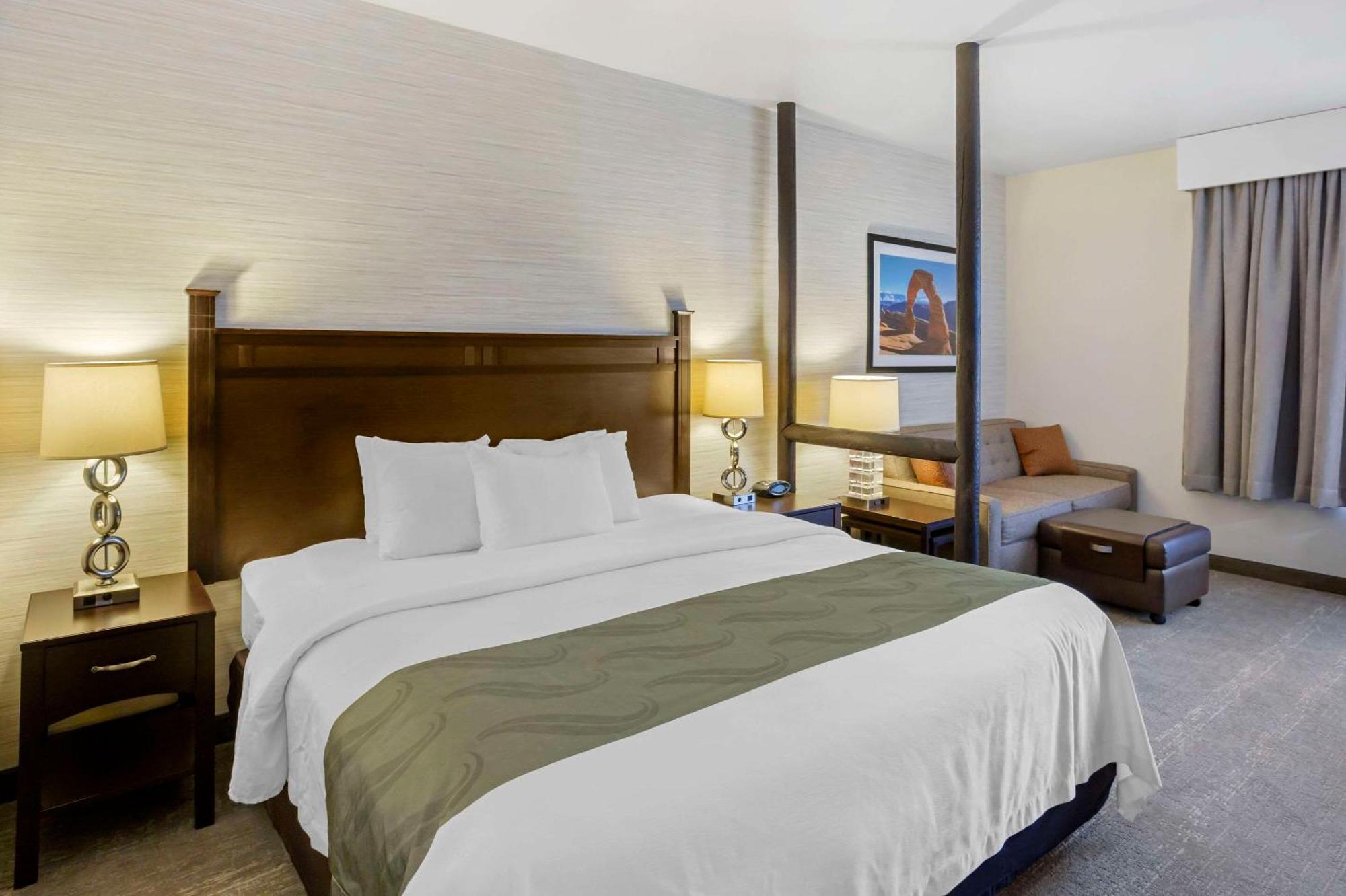 Quality Suites Moab Near Arches National Park Экстерьер фото